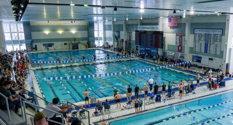 Holland Aquatic Center